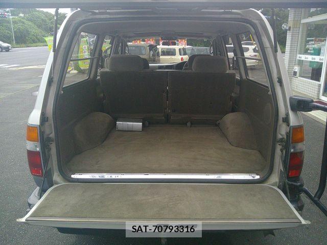 Toyota LAND CRUISER 1995-10 8829821-12