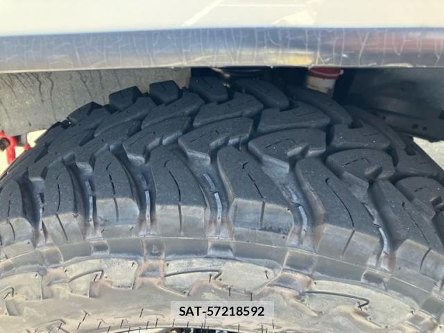 Toyota LAND CRUISER 2015-03 8829818-5