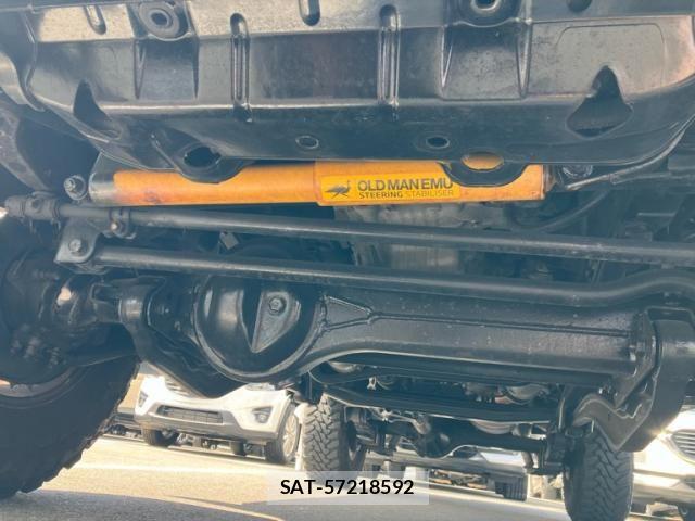 Toyota LAND CRUISER 2015-03 8829818-8