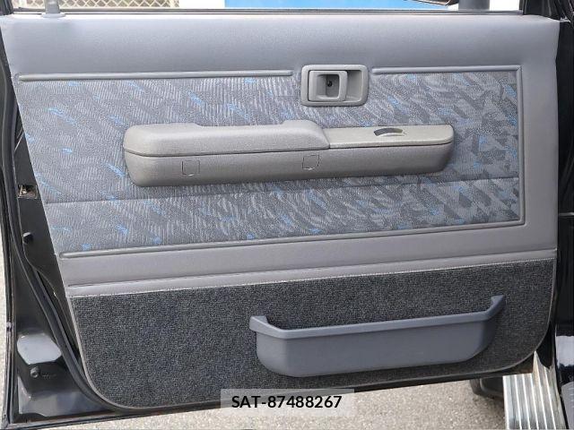 Toyota LAND CRUISER 1998-01 8871297-15