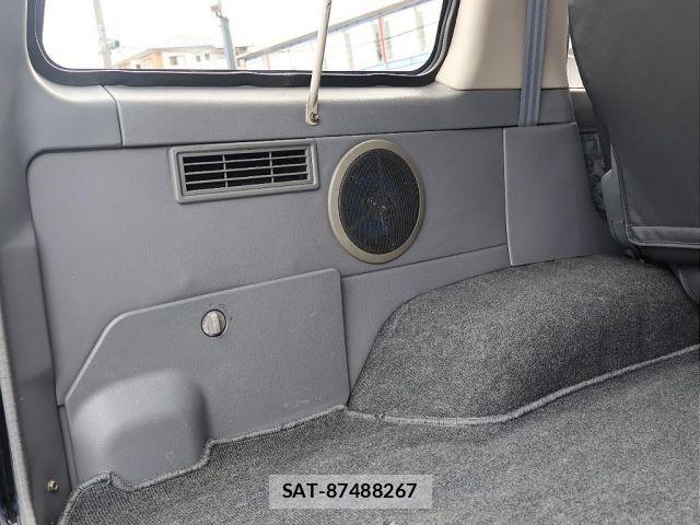 Toyota LAND CRUISER 1998-01 8871297-17