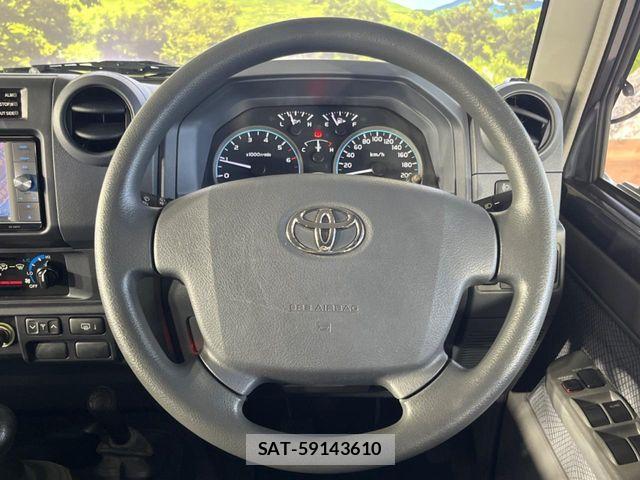 Toyota LAND CRUISER 2014-09 8871295-11