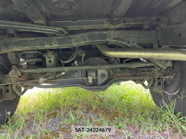 Toyota LAND CRUISER 1996-07 8880388-7