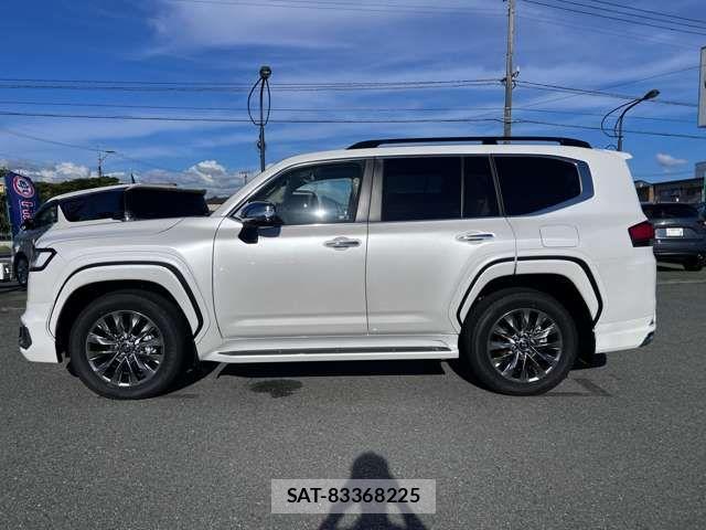 Toyota LAND CRUISER 2023-05 500401-9