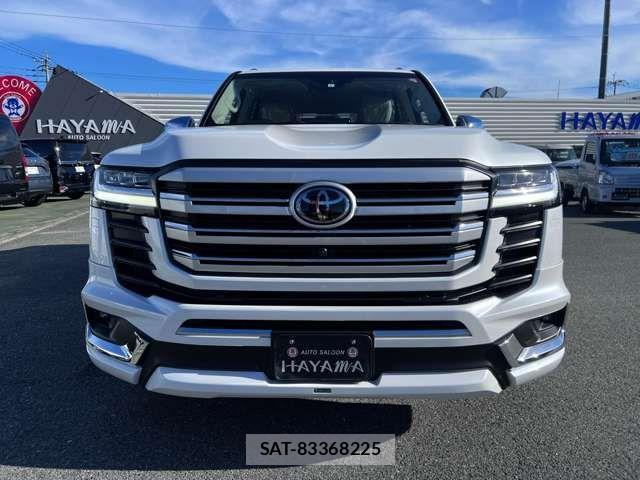 Toyota LAND CRUISER 2023-05 500401-3