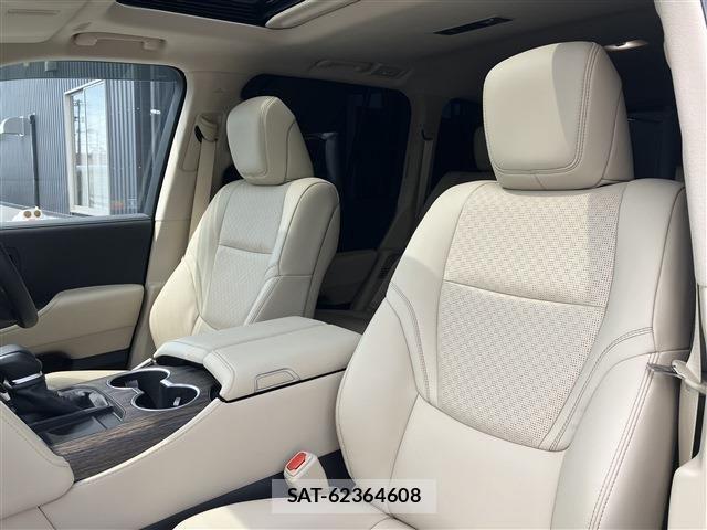 Toyota LAND CRUISER 2023-05 611103-22