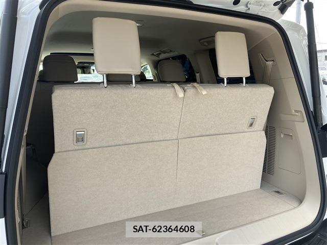 Toyota LAND CRUISER 2023-05 611103-26