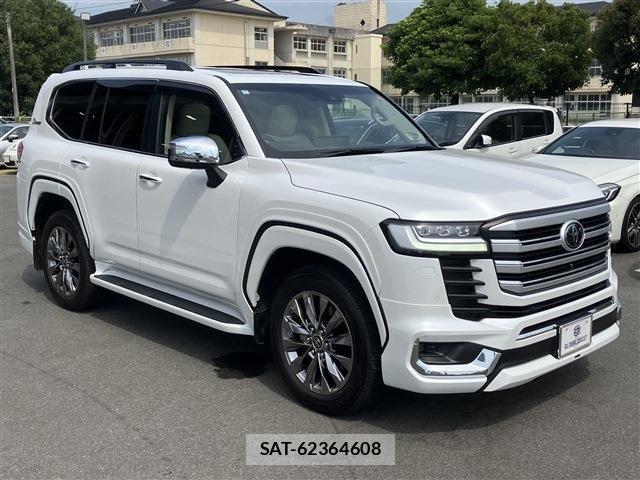 Toyota LAND CRUISER 2023-05 611103-6