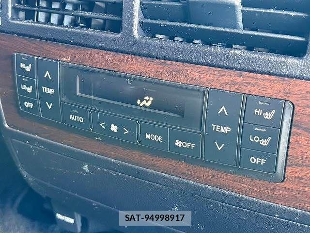 Toyota LAND CRUISER 2016-10 797610-12