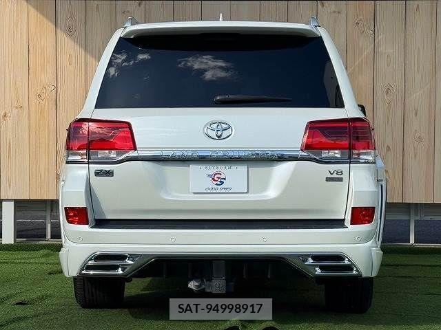 Toyota LAND CRUISER 2016-10 797610-16