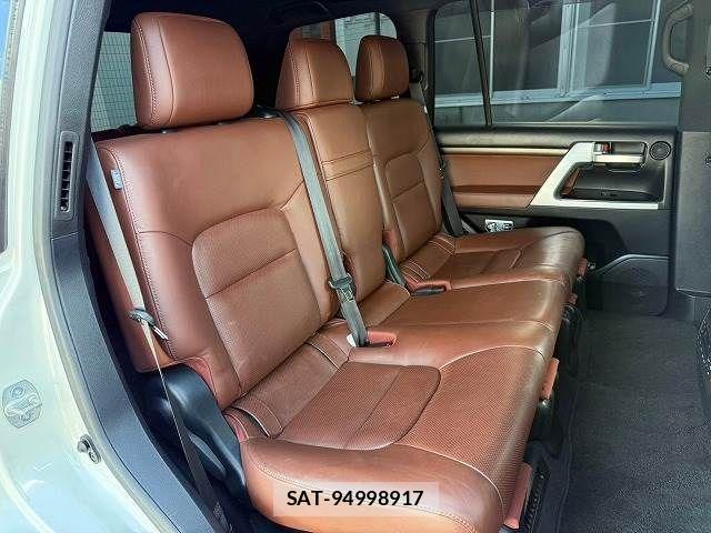 Toyota LAND CRUISER 2016-10 797610-8