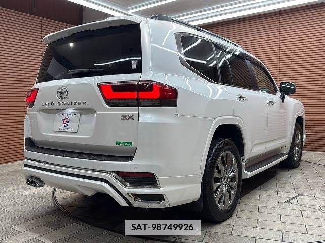 Toyota LAND CRUISER 2023-09 802872-16