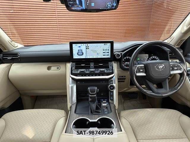 Toyota LAND CRUISER 2023-09 802872-1