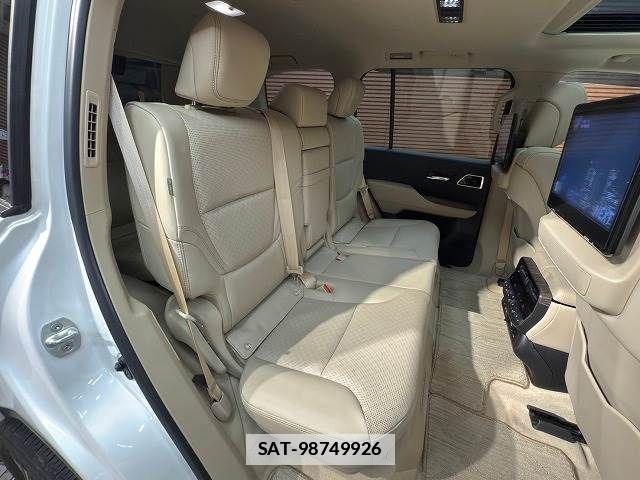 Toyota LAND CRUISER 2023-09 802872-5