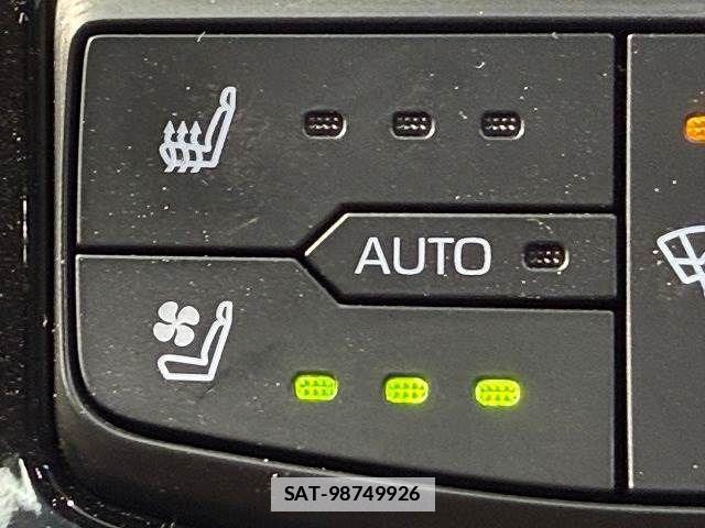 Toyota LAND CRUISER 2023-09 802872-8