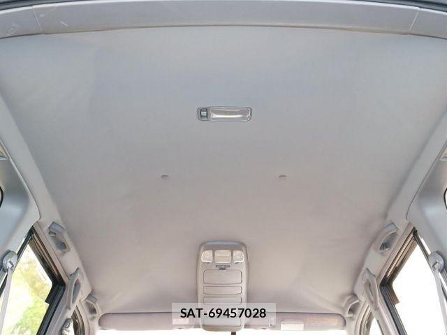 Toyota LAND CRUISER 2003-01 923464-11