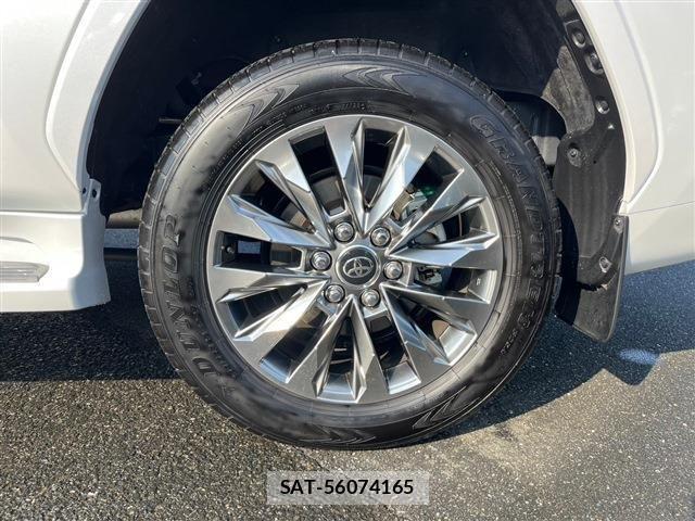 Toyota LAND CRUISER 2023-12 1212632-23