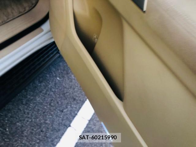 Toyota LAND CRUISER 2016-10 1292079-17