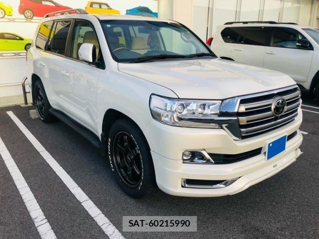 Toyota LAND CRUISER 2016-10 1292079-1