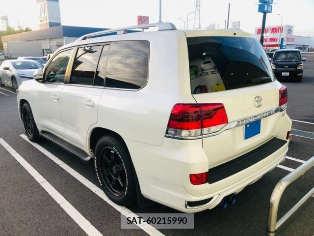 Toyota LAND CRUISER 2016-10 1292079-2