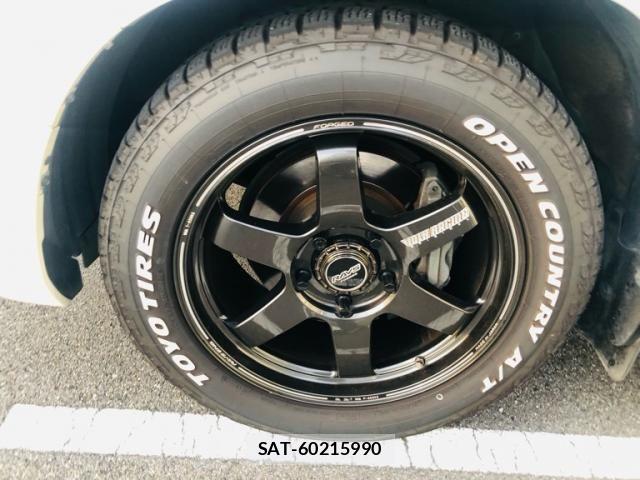 Toyota LAND CRUISER 2016-10 1292079-4