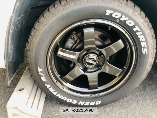Toyota LAND CRUISER 2016-10 1292079-8