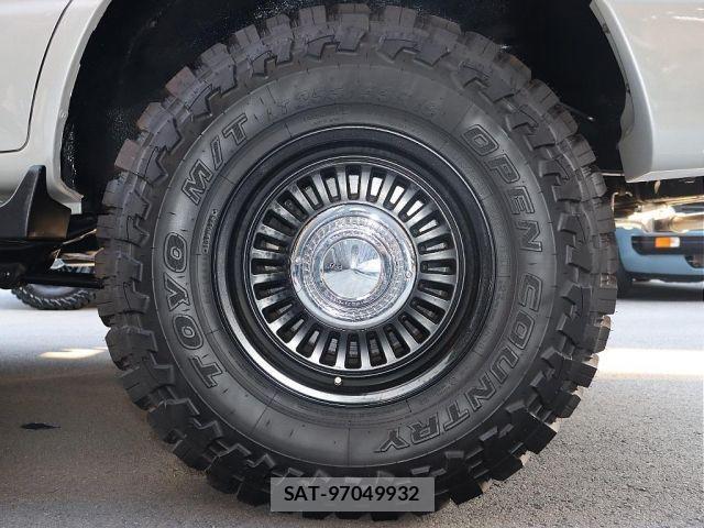 Toyota LAND CRUISER 2003-01 1338580-11