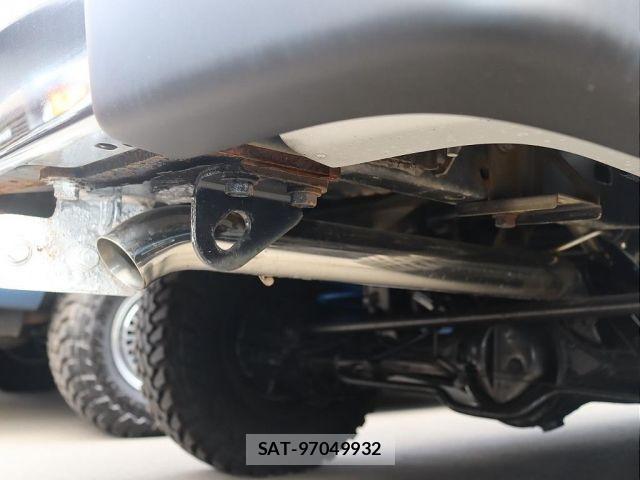 Toyota LAND CRUISER 2003-01 1338580-17