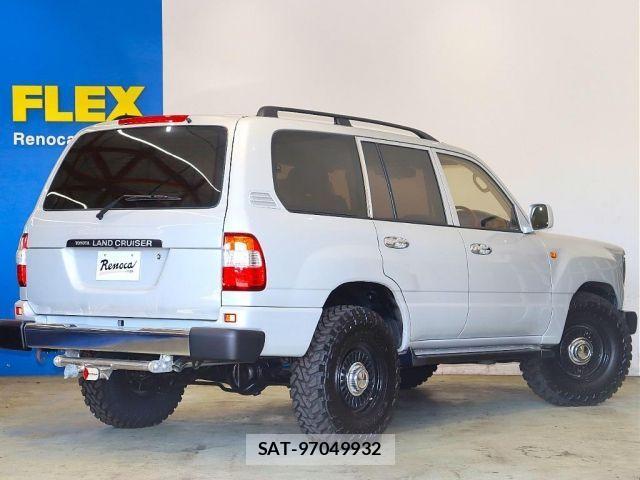 Toyota LAND CRUISER 2003-01 1338580-2