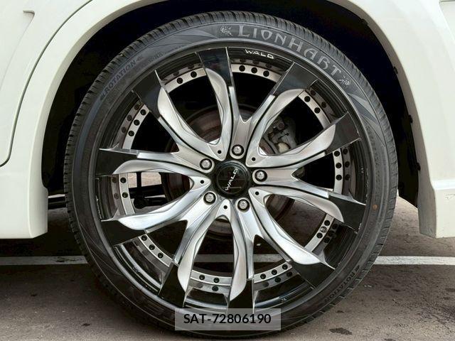 Toyota LAND CRUISER 2016-04 1361996-26