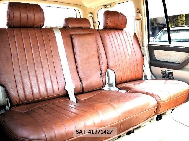 Toyota LAND CRUISER 2006-01 1429041-7