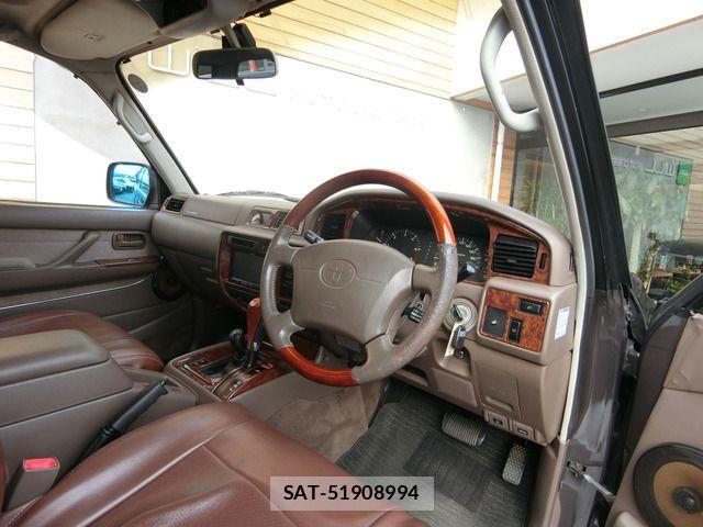 Toyota LAND CRUISER 1997-04 1429038-12