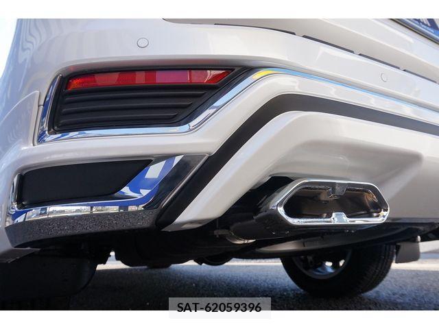 Toyota LAND CRUISER 2022-11 1429058-10