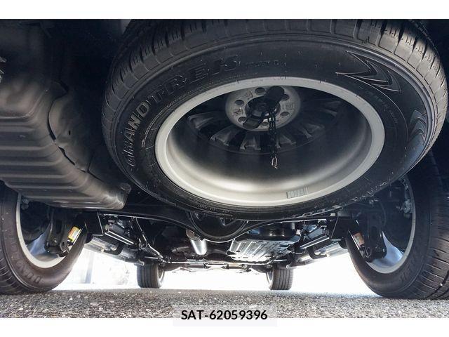 Toyota LAND CRUISER 2022-11 1429058-11