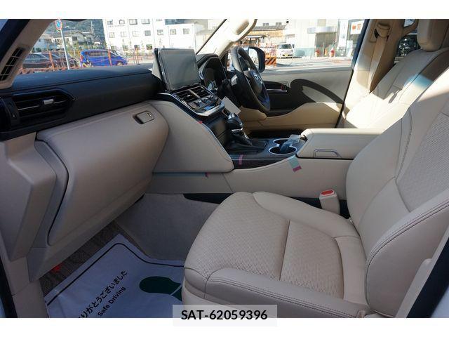 Toyota LAND CRUISER 2022-11 1429058-19