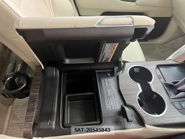 Toyota LAND CRUISER 2023-05 1445946-23