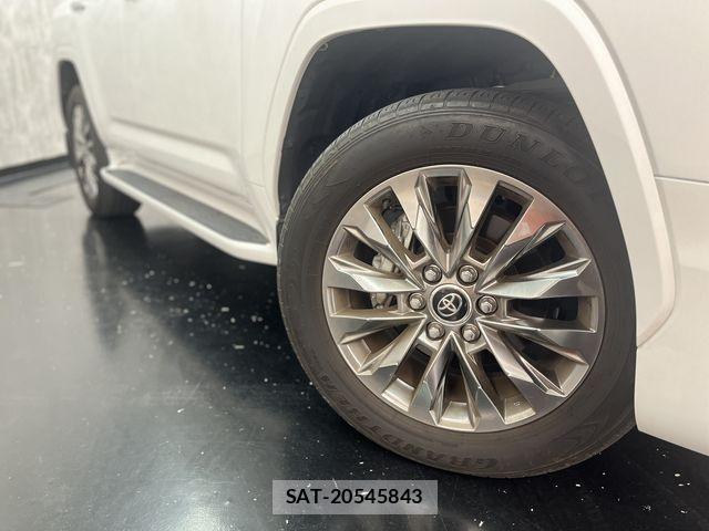 Toyota LAND CRUISER 2023-05 1445946-26