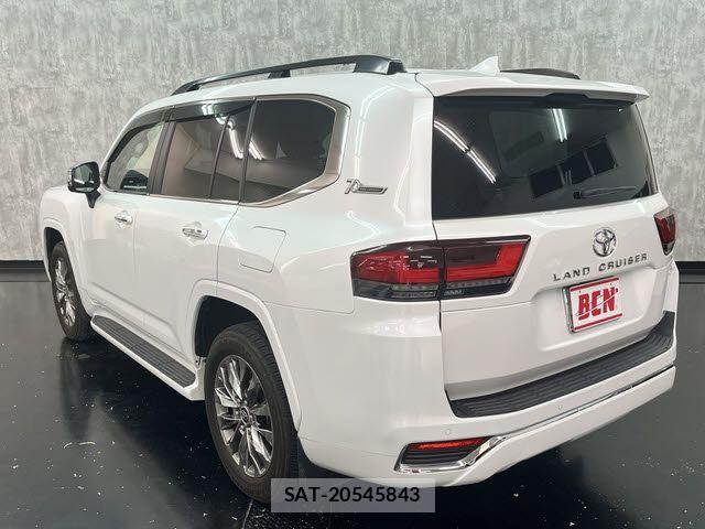 Toyota LAND CRUISER 2023-05 1445946-8