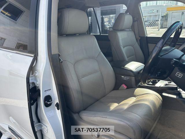 Toyota LAND CRUISER 2010-03 1473163-9