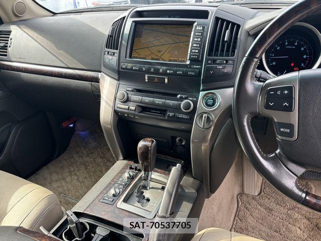 Toyota LAND CRUISER 2010-03 1473163-5