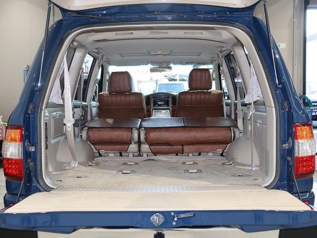 Toyota LAND CRUISER 2006-01 1463811-8