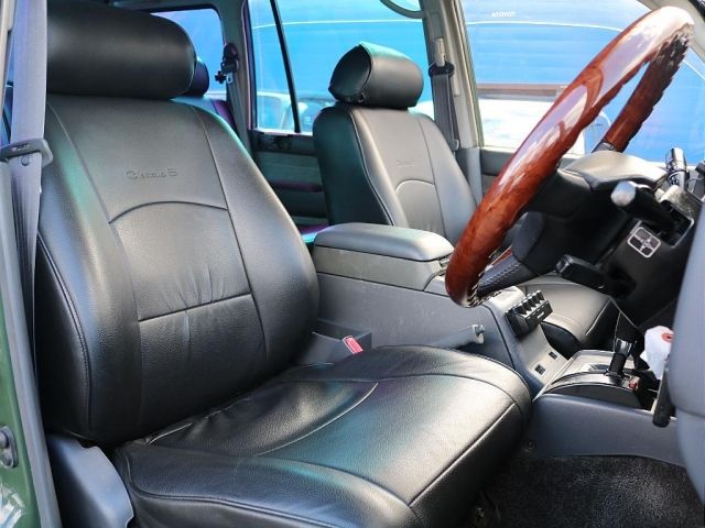Toyota LAND CRUISER 1994-01 1546407-5