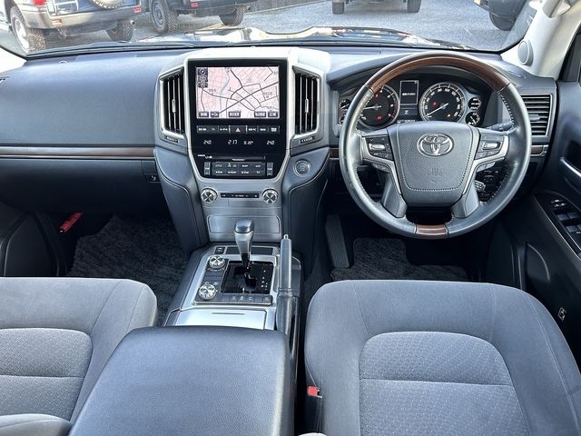 Toyota LAND CRUISER 2015-12 1546403-1