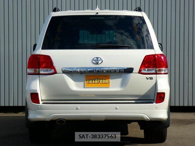 Toyota LAND CRUISER 2008-02 1625499-12