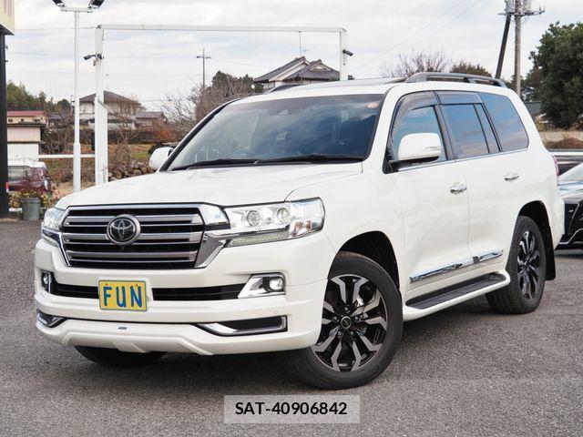 Toyota LAND CRUISER 2020-08 1661325-0