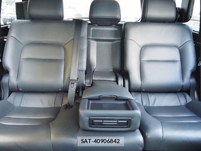 Toyota LAND CRUISER 2020-08 1661325-14
