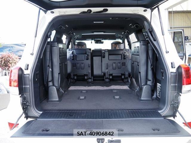 Toyota LAND CRUISER 2020-08 1661325-20