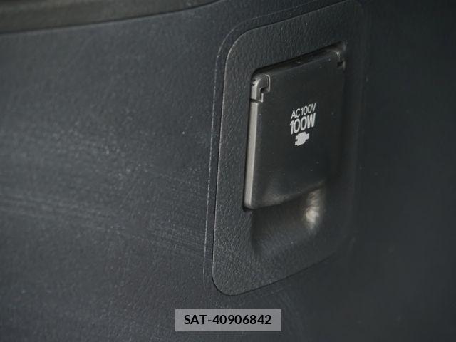 Toyota LAND CRUISER 2020-08 1661325-21