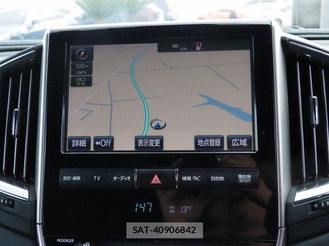 Toyota LAND CRUISER 2020-08 1661325-23