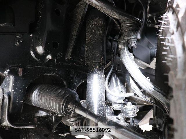 Toyota LAND CRUISER 2005-01 1825914-10